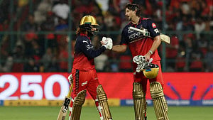 Bengaluru's six-hitting machine David hits the roof