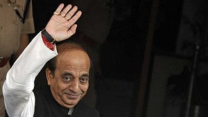 বাংলাদেশে ভারতের নতুন হাই কমিশনার দীনেশ ত্রিবেদী