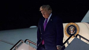 Empty oil tankers heading to US: Trump
