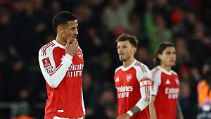 FA Cup: Late Southampton winner stuns Arsenal