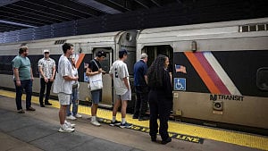 FIFA critiques New Jersey's $150 transit fare at WC