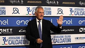 Italy federation chief quits after WC blow