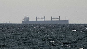 US shuts down Iran maritime trade despite talks optimism