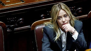 Italy suspends Israeli defence deal