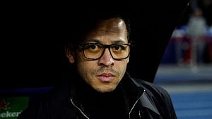 Chelsea sack Rosenior amid historic goal drought