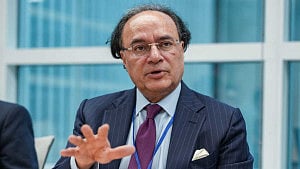 Pakistan says all options on table for funding