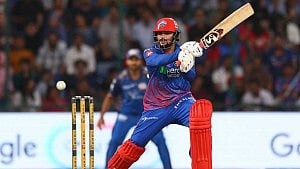 Rizvi heroics lift Capitals over Mumbai