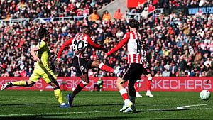 Spurs remain in bottom 3 after Sunderland defeat