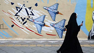 Iran stalls on talks as ceasefire deadline looms