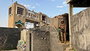 US backs Pakistan’s ‘right to defend’ against Afghan Taliban