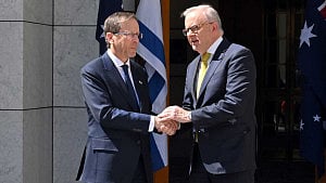 Australia PM evacuated after security scare