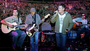 3 Doors Down singer Brad Arnold dies at 47