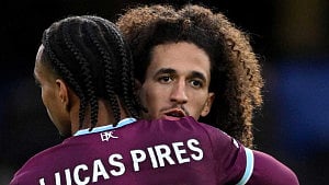 Chelsea implode again in draw with Burnley