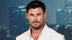 Chris Hemsworth joins Amazon’s workforce in Super Bowl stunt