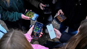 German ruling party backs social media limits for kids