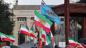 3 tankers damaged in Gulf amid US-Iran conflict
