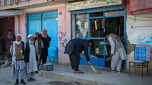 Afghans fear escalation after Pakistan strikes Kabul