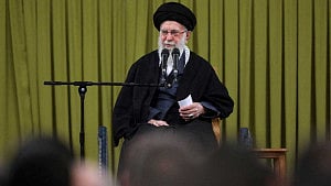 US, Iran agree to Friday talks in Oman