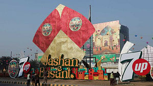 Kite festival returns to Lahore after long ban