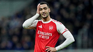 Arsenal brace for Chelsea without Merino