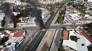 Mexican drug lord killing sparks revenge attacks