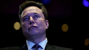 SpaceX eyes solar-powered satellite AI data network