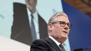 UK's Starmer seeks more regulations on online access