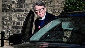 UK agrees framework on Mandelson vetting documents