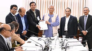 Yunus pushes ‘problem-solving’ training overhaul