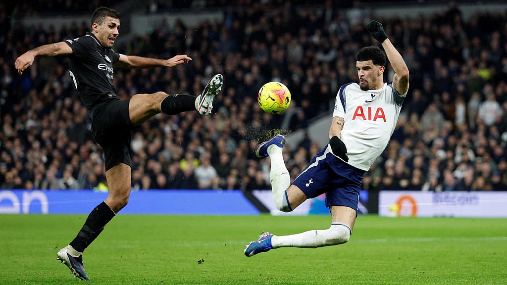 Tottenham P Rails Solanke stuns City as Spurs earn a draw