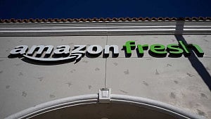 Amazon cuts 16,000 jobs in AI push
