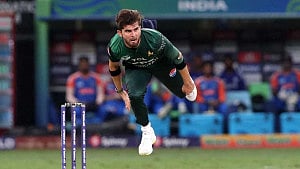 Azam, Afridi back in Pakistan squad