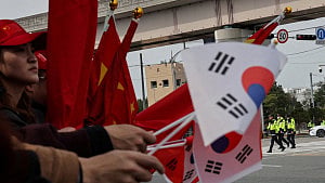 China's Xi to host S Korea's Lee in New Year