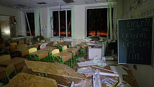 Russian strikes kill 2 in Odesa