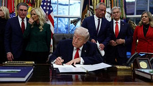 Trump sues IRS, Treasury Department for $10bn