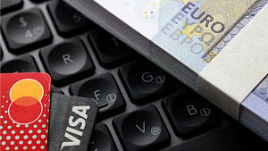 Euro zone economy ends 2025 on solid footing