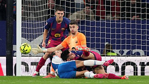 Flick hails Garcia as keeper shines against former club