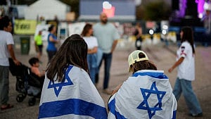 Israelis to turn off clock marking time since Oct 7 attack