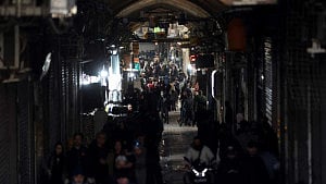16 killed in Iran amid protests: rights group