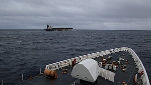 US seizure of oil tanker violates law: Russia