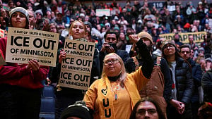 Thousands brave bitter cold to demand ICE exit