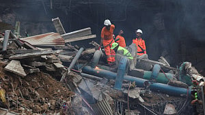 Karachi mall fire death toll nears 50