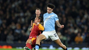Man City clinch CL last-16 spot
