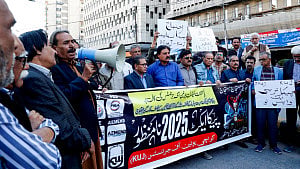 Pakistan gives journalists life terms over Imran Khan arrest protests