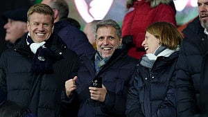 Spurs Sporting Director to leave club