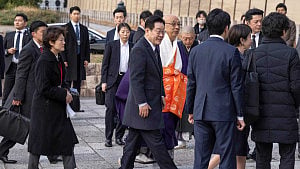 Takaichi, Lee end first day of summit with drum session