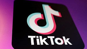 TikTok clinches deal to avoid US ban