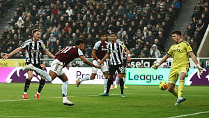 Buendia stunner powers Villa past Newcastle