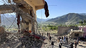 Afghanistan says airstrikes launched on Pakistan