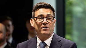 UK's Burnham to welcome Zelensky